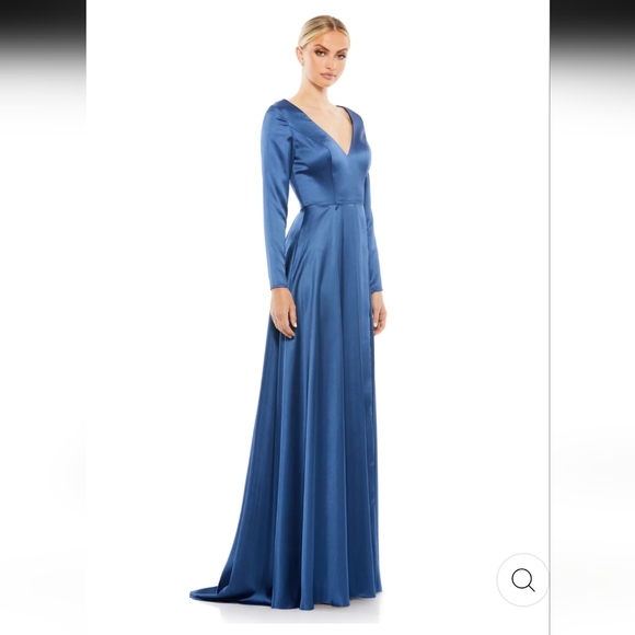 Mac Duggal Dresses & Skirts - Ieena by Mac Duggal SATIN V NECK LONG SLEEVE PLEATED GOWN